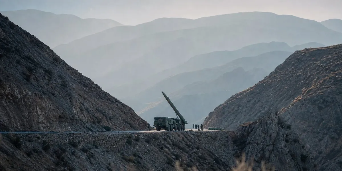 Photo: UA.NEWS China showed no notice rocket launch