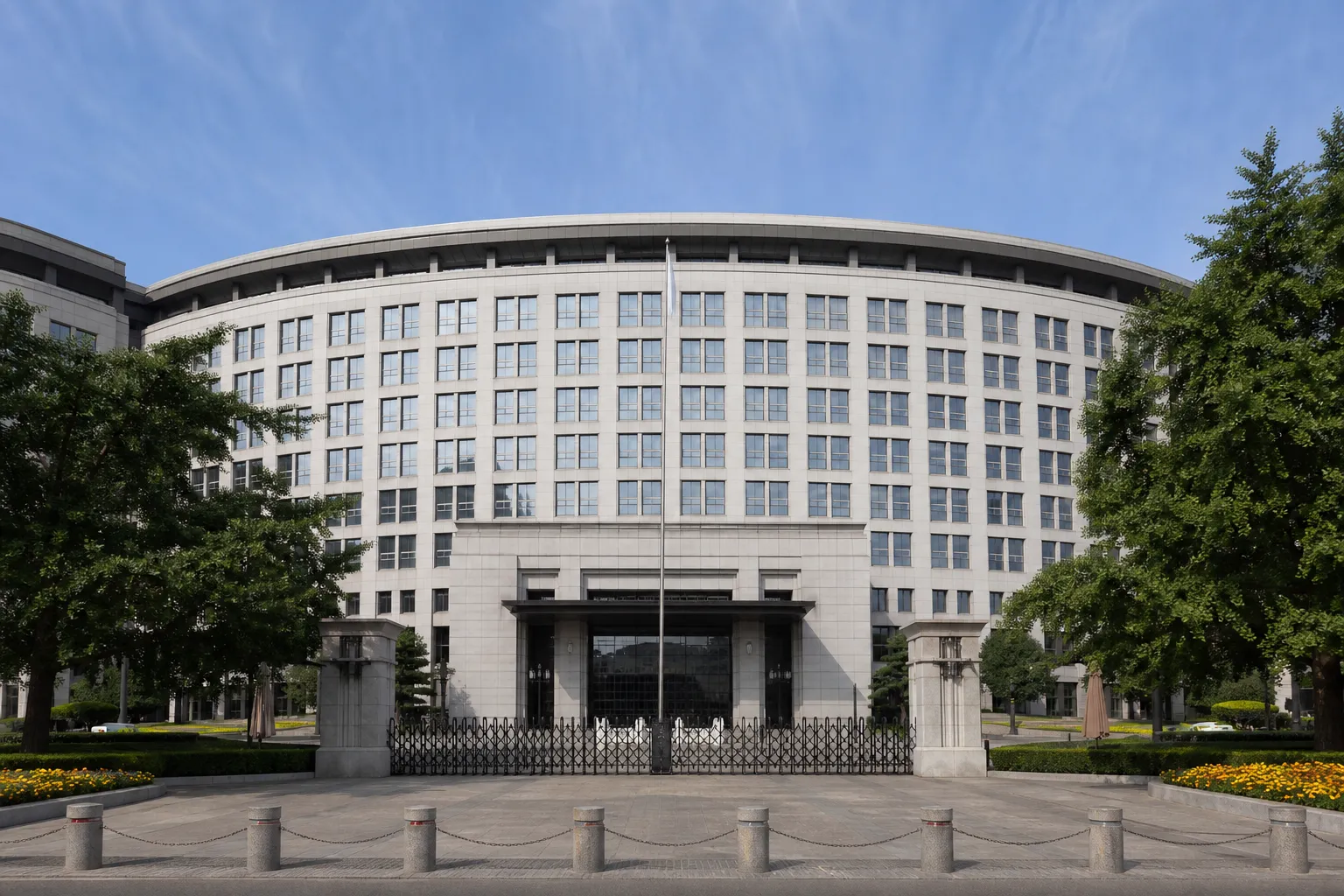 Chiny wzywają USA do zniesienia sankcji wobec swoich firm i obywateli