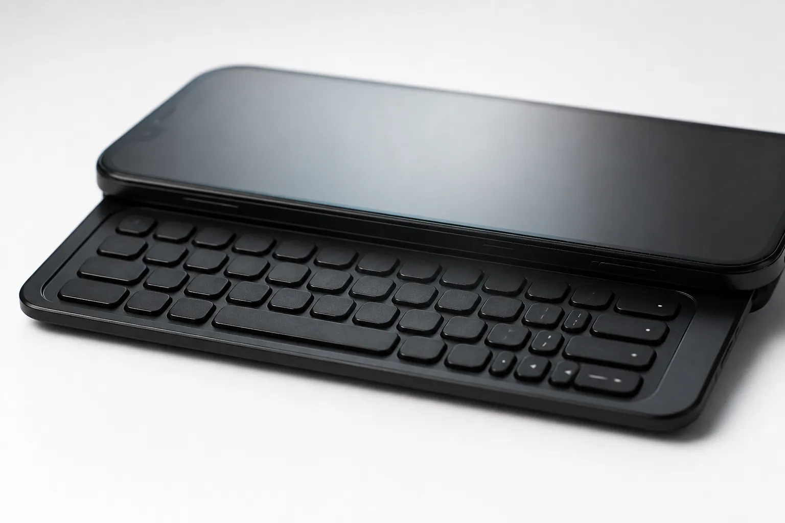 Clicks начала поставлять физическую клавиатуру Power Keyboard по цене 99 долларов