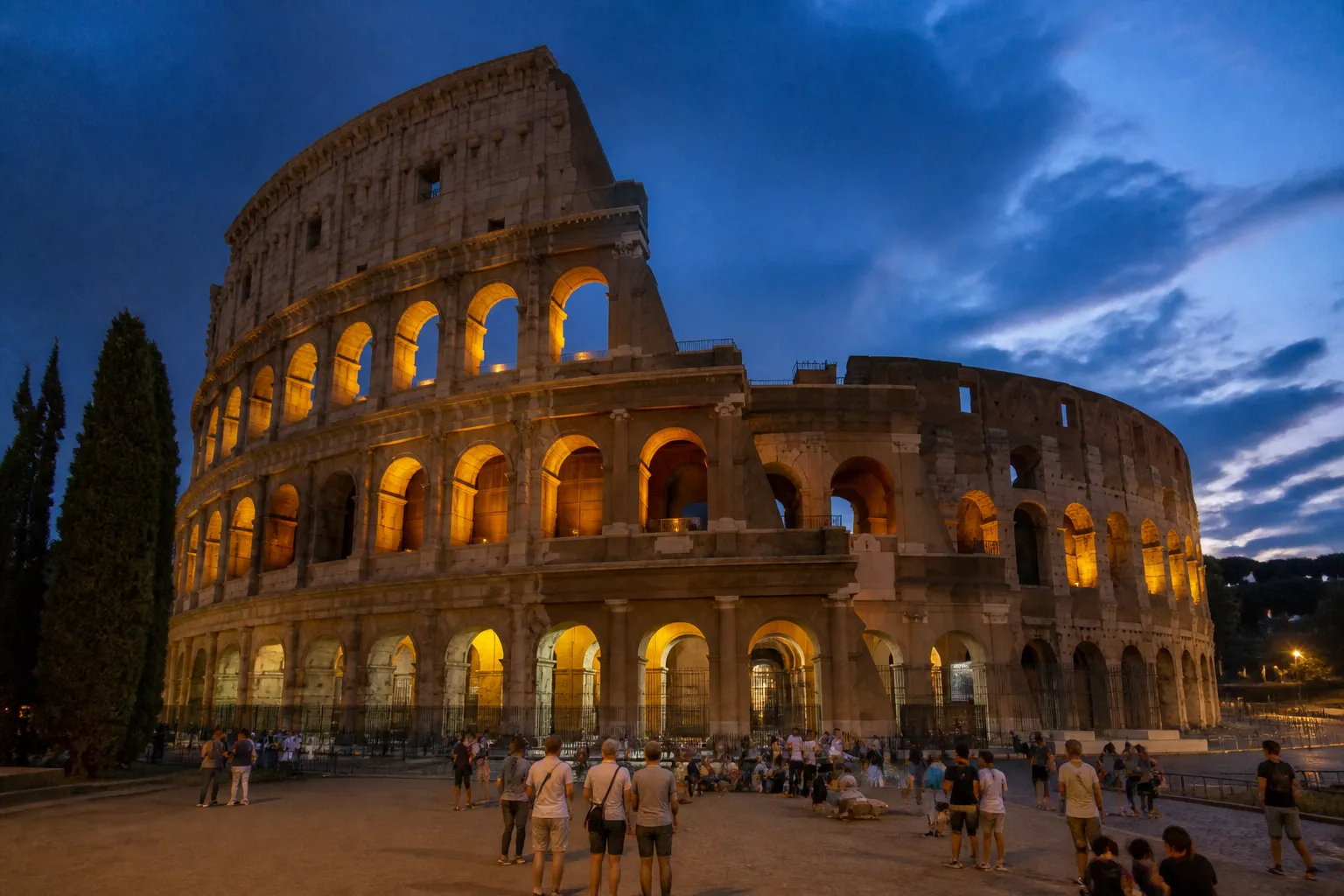 The Colosseum in Rome has increased the number of evening tours due to the heat