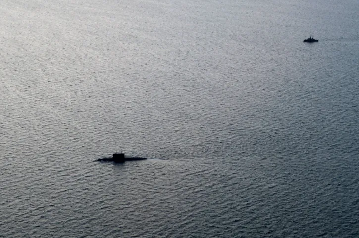 W Morzu Bałtyckim wykryto rosyjski okręt podwodny, który jest eskortowany przez szwedzkie samoloty i okręty