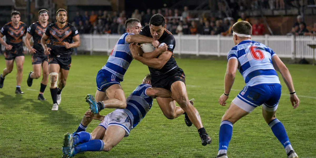 «Кронулла» проиграла «Рустерс» 10:46 в плей-офф NRL — ABC News Australia