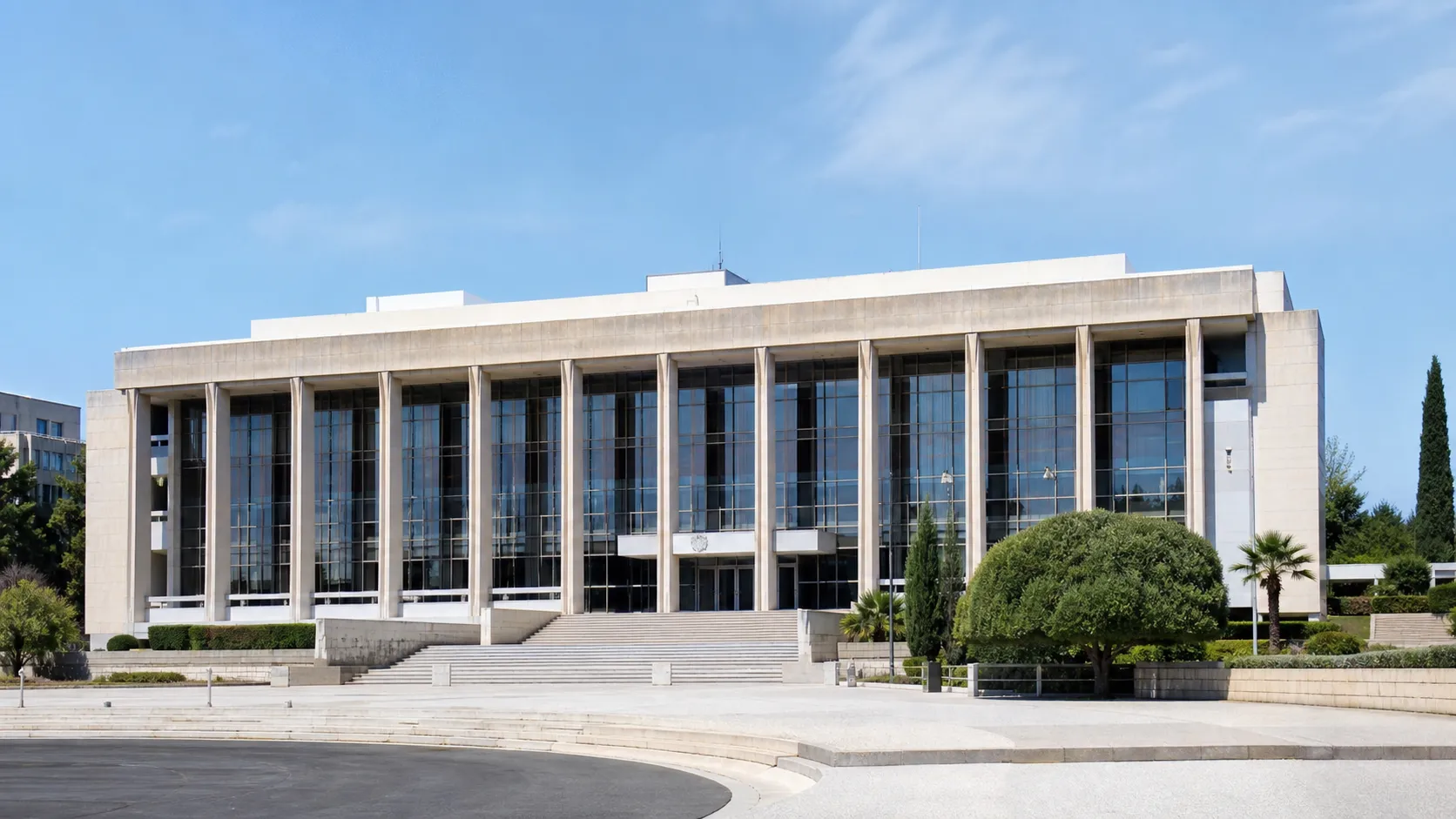 Cyprus MPs call for faster reform of the legal service