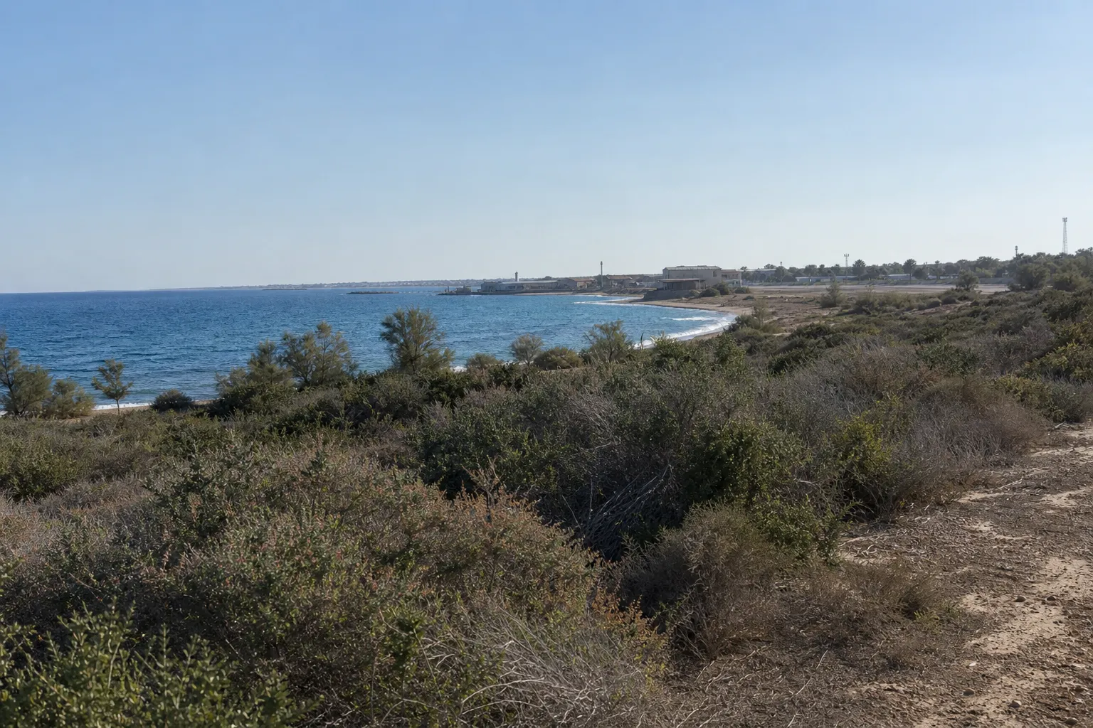 Cyprus Mail columnist proposes model for settling Cyprus issue