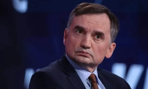 В Орську загорівся завод "Ростеху"