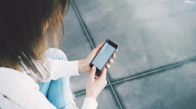 Онлайн-вербування підлітків в Україні: дослідження показало ризики для молоді Онлайн-вербування підлітків в Україні: дослідження показало ризики для молоді