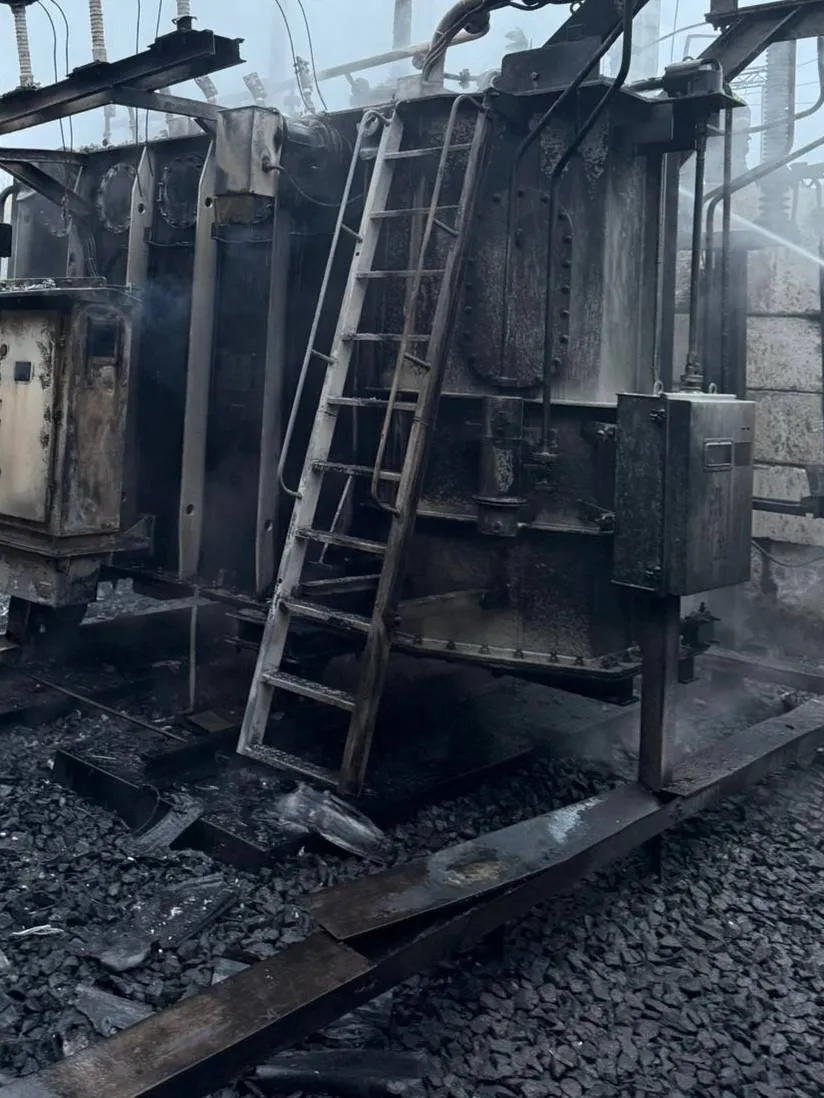 Окупанти вдарили по важливому енергооб'єкту в Чернігівській області Окупанти вдарили по важливому енергооб'єкту в Чернігівській області