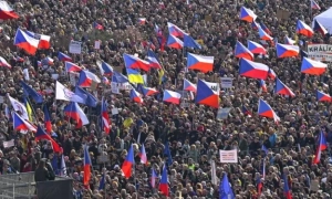 В Ірані з’явилася найбільша банкнота в історії країни