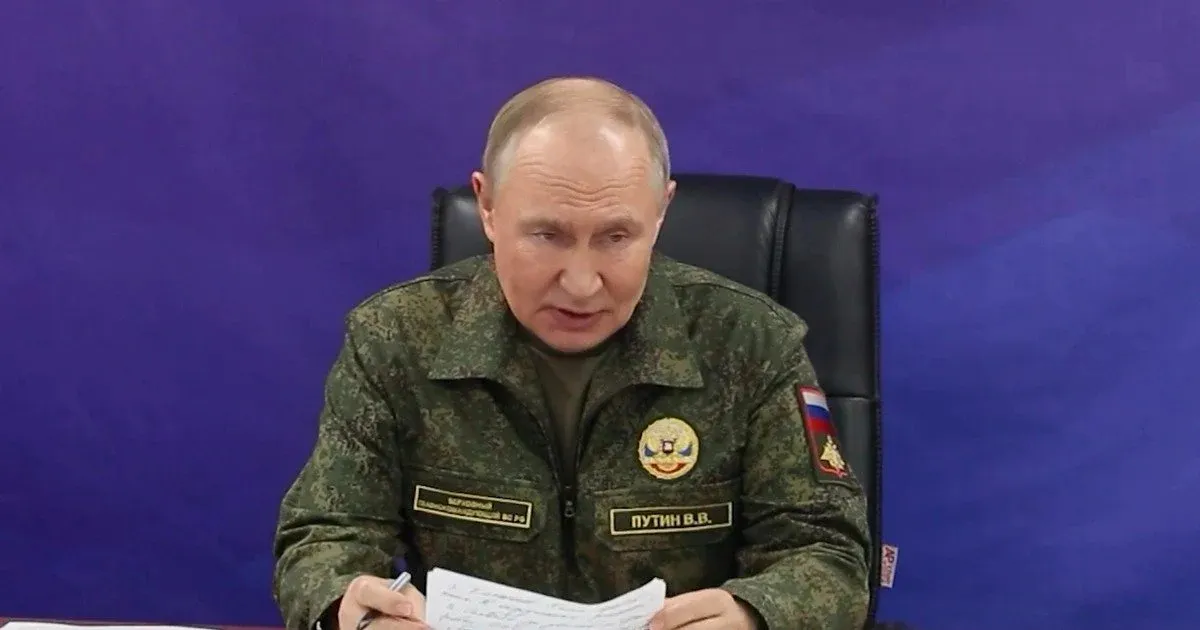 У Кремлі шукають винних у проблемах економіки та падінні довіри