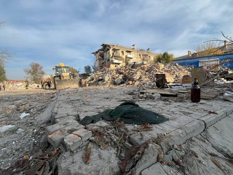 РФ обстріляла Запоріжжя, є загибла та поранені