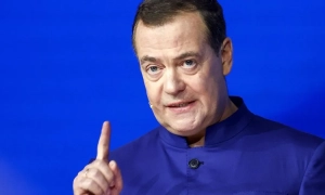 Przekazanie rakiet Tomahawk Ukrainie skończy się źle dla Trumpa —  Miedwiediew