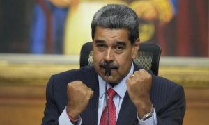 Відео: невідомі у камуфляжі розстріляли концерт у Підмосков’ї, є десятки вбитих та поранених