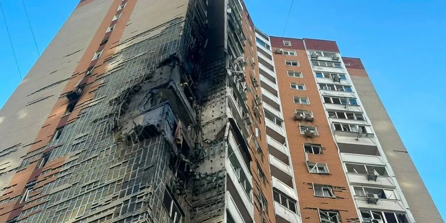 Российский дрон попал в дом в Киеве — пострадала беременная женщина