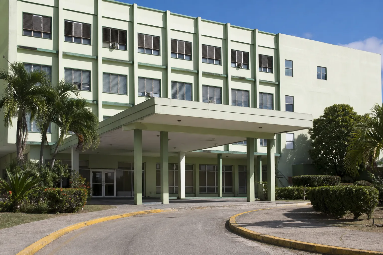 Di Battista's return to Italy delayed due to surgery in Cuba