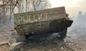 Супутник зафіксував пошкодження резервуара на Московському НПЗ