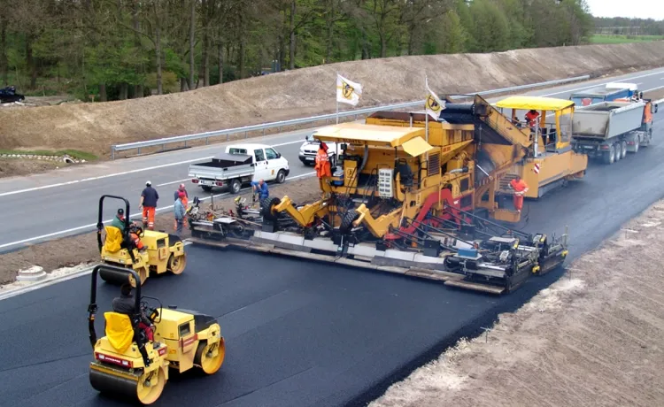 Появилась петиция о срочном ремонте моста Патона