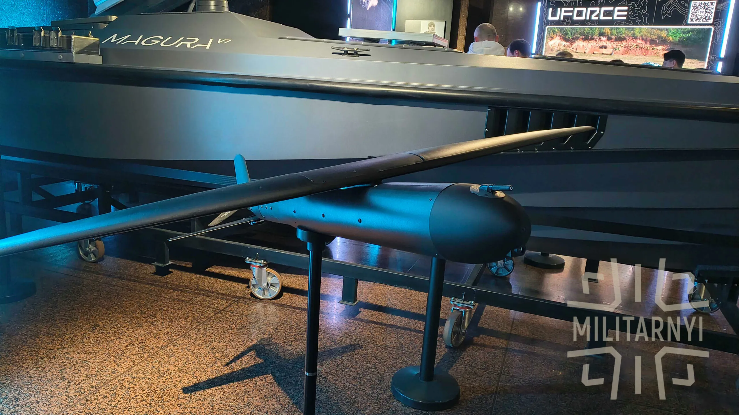 Українська компанія UFORCE презентувала новий дрон-камікадзе Буча