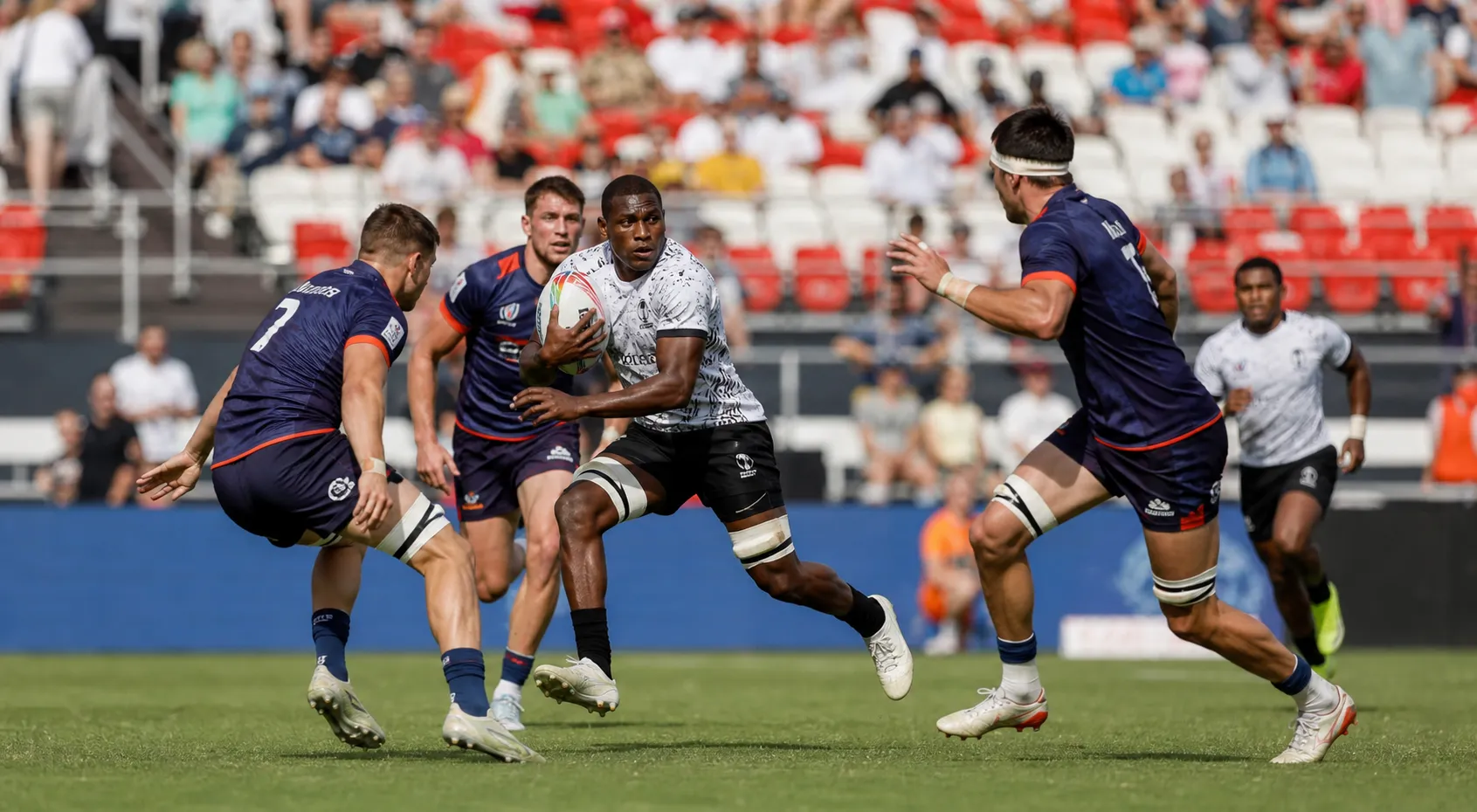 Dubai Sevens у Дубаї очікує міжнародних учасників попри війну в регіоні
