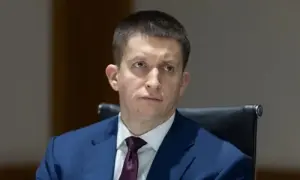 Видео: в Харькове депутат от ОПЗЖ спровоцировал драку на сессии горсовета
