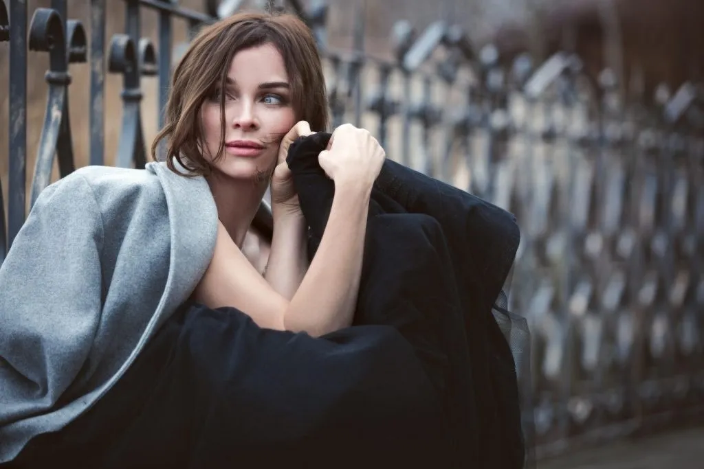 Народна артистка запросила киян обігрітися в її маєтку – відео