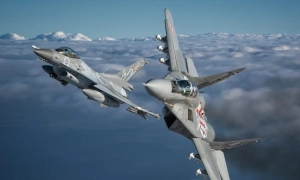 Дочка Путіна у Парижі: фото та відео