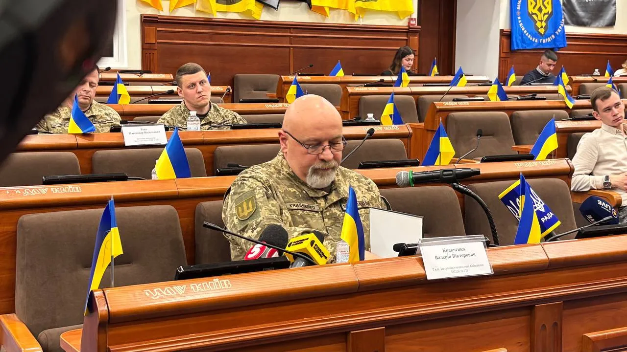 Відео: в київському ТЦК розповіли про мобілізацію чоловіків у їх домівках
