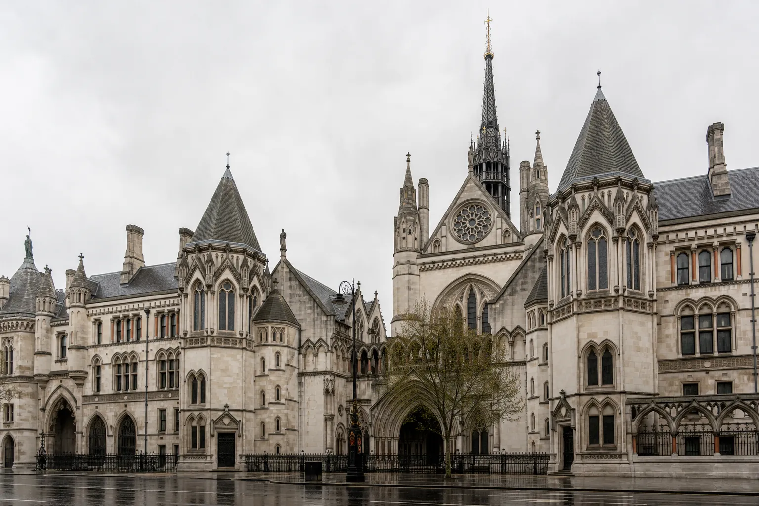easyJet sued in London for at least $72 million