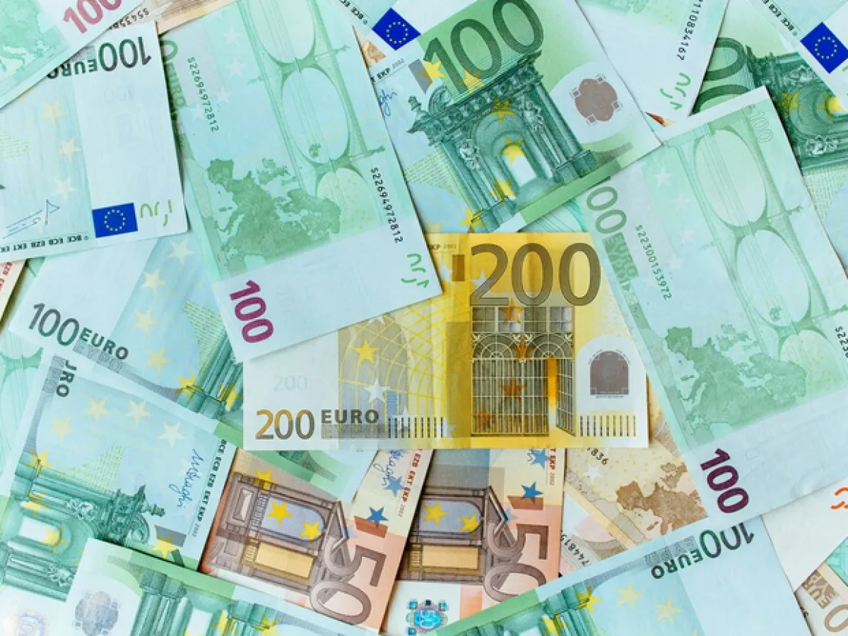 Єврокомісія схвалила фінансову підтримку України на 90 млрд євро на два роки