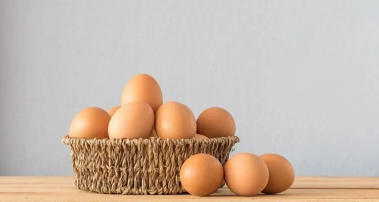 Постачальниця «яєць по 17 грн» для ЗСУ живе в Хорватії: її зять уникнув арешту коштів