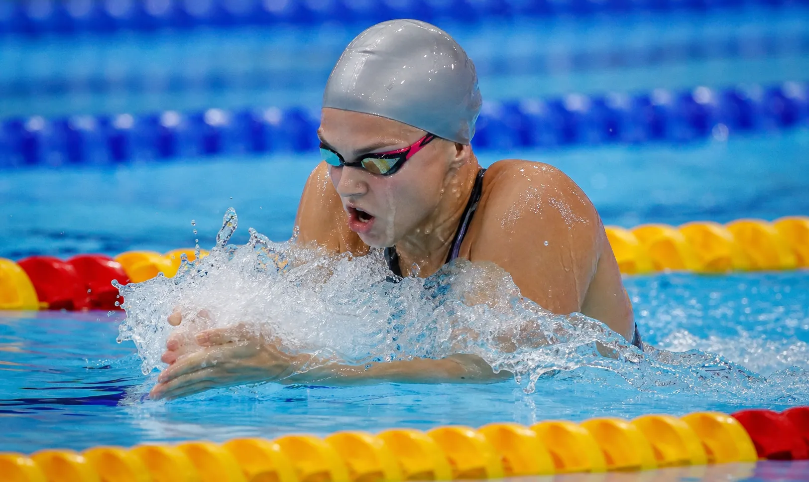 Енелі Єфімова стала четвертою на 100 м брасом на чемпіонаті Європи в Парижі