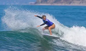 Эрин Брукс в третий раз подряд выиграла Trestles Pro в США — Channel NewsAsia