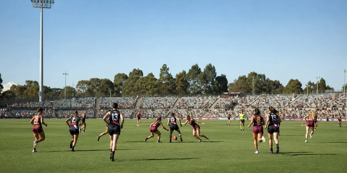 Essendon will not extend coach Natalie Wood’s contract — ABC News Australia
