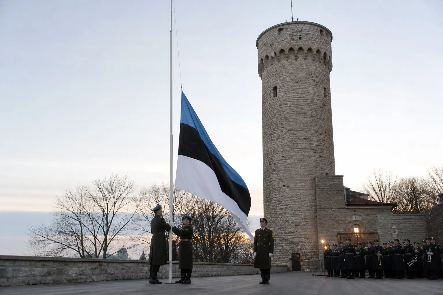 W Estonii uczczono 35. rocznicę odzyskania niepodległości, podnosząc flagę