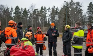 Штайнмайер объяснил, почему Шольц осторожно подходит к поставкам оружия Украине