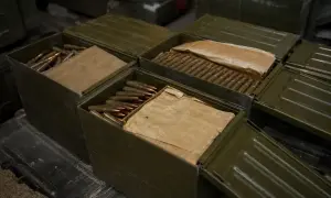中埃考古队在塞赫麦特神庙发现文物