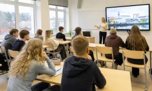 Принц Гарри вернулся в Британию на похороны дедушки