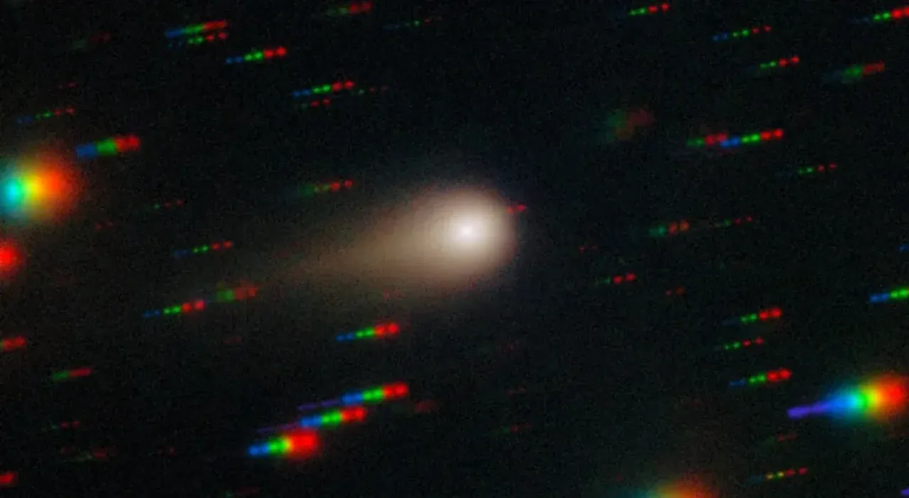 Комета з іншої зоряної системи показала незвичну активність