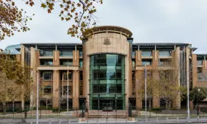 Мощный смерч в Германии повредил около 50 домов