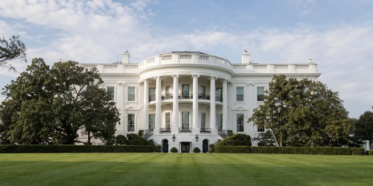 Były prawnik Białego Domu nazwał reklamy Trumpa możliwą podstawą do impeachmentu — The Hill
