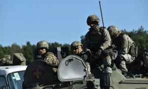 Зеленський оголосив склад української делегації для переговорів з Трампом