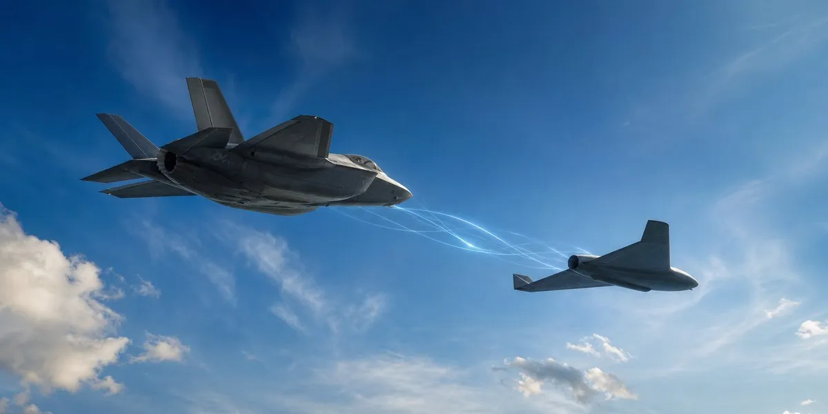 F-22 pilot controlled YFQ-44A drone in flight — Defense News
