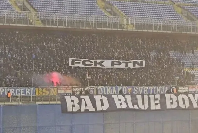 В низці країн ЄС футбольні фанати провели масові антипутінські акції