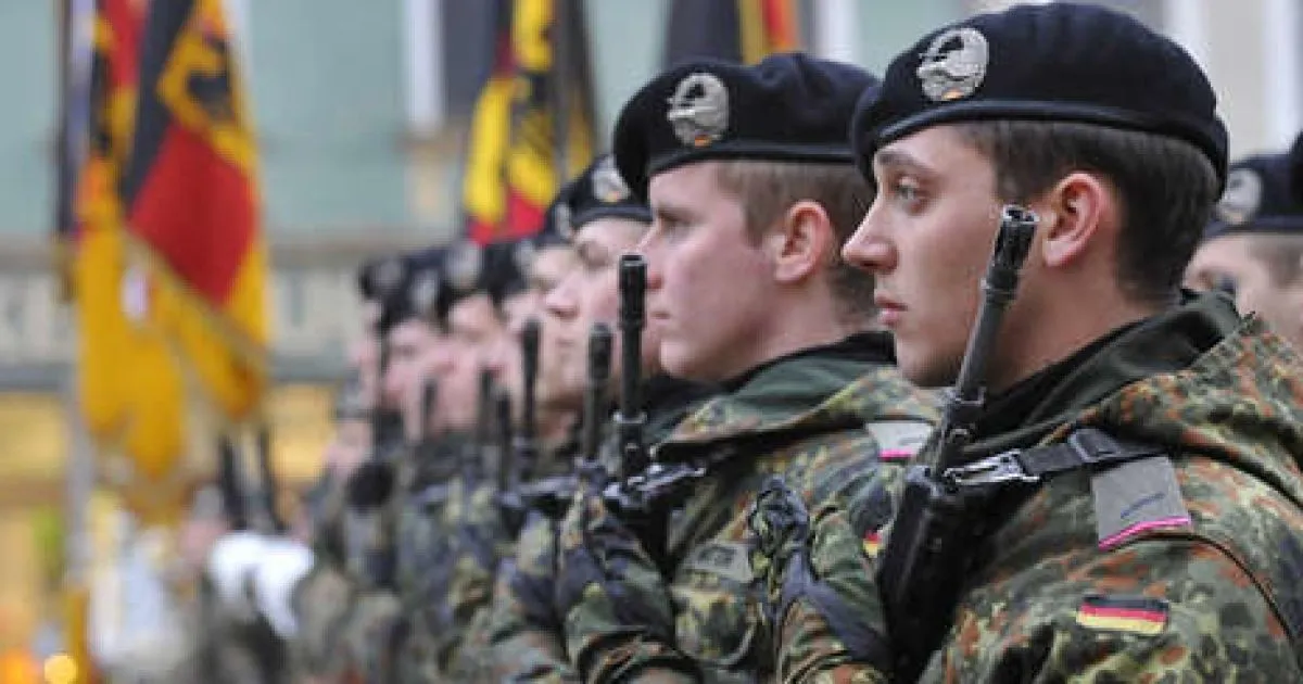 Бундестаг ухвалив реформу військової служби, 18-річних викликатимуть на медогляд