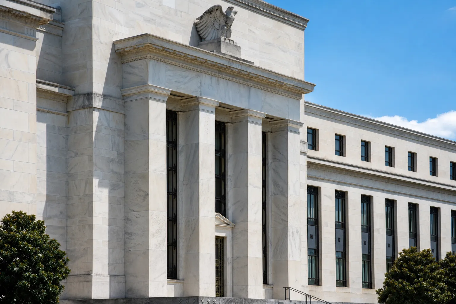 Fed reports modest US economic growth amid price pressures