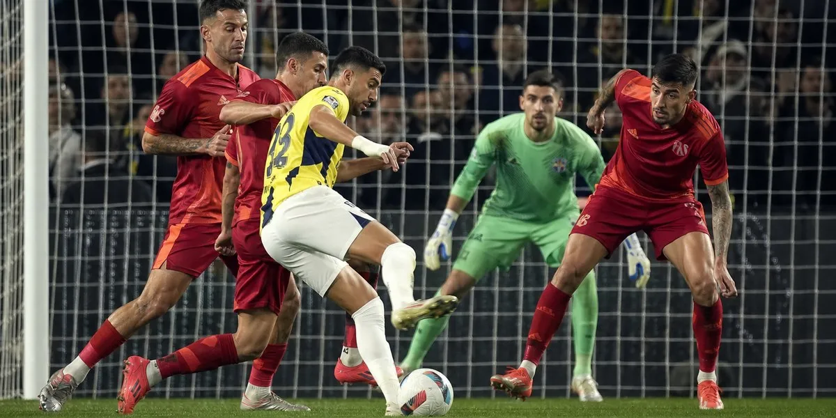 Fenerbahçe thrash Eyüpspor 8-0 in Turkish championship — Anadolu Agency