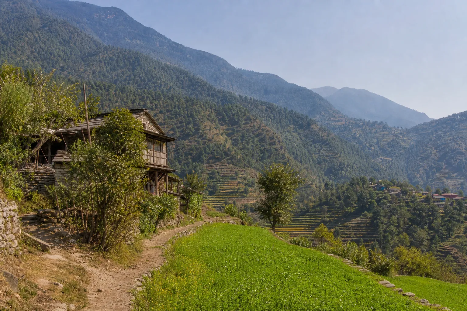 В Непале Kathmandu Post опубликовала рассказ о семье, уехавшей из Катманду в деревню