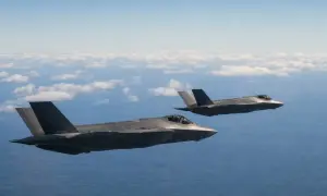 США разрешили авиаперевозчикам летать на восток Украины