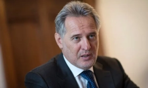 У Франції оприлюднили кадри розмови Макрона із Зеленським на початку російського вторгнення