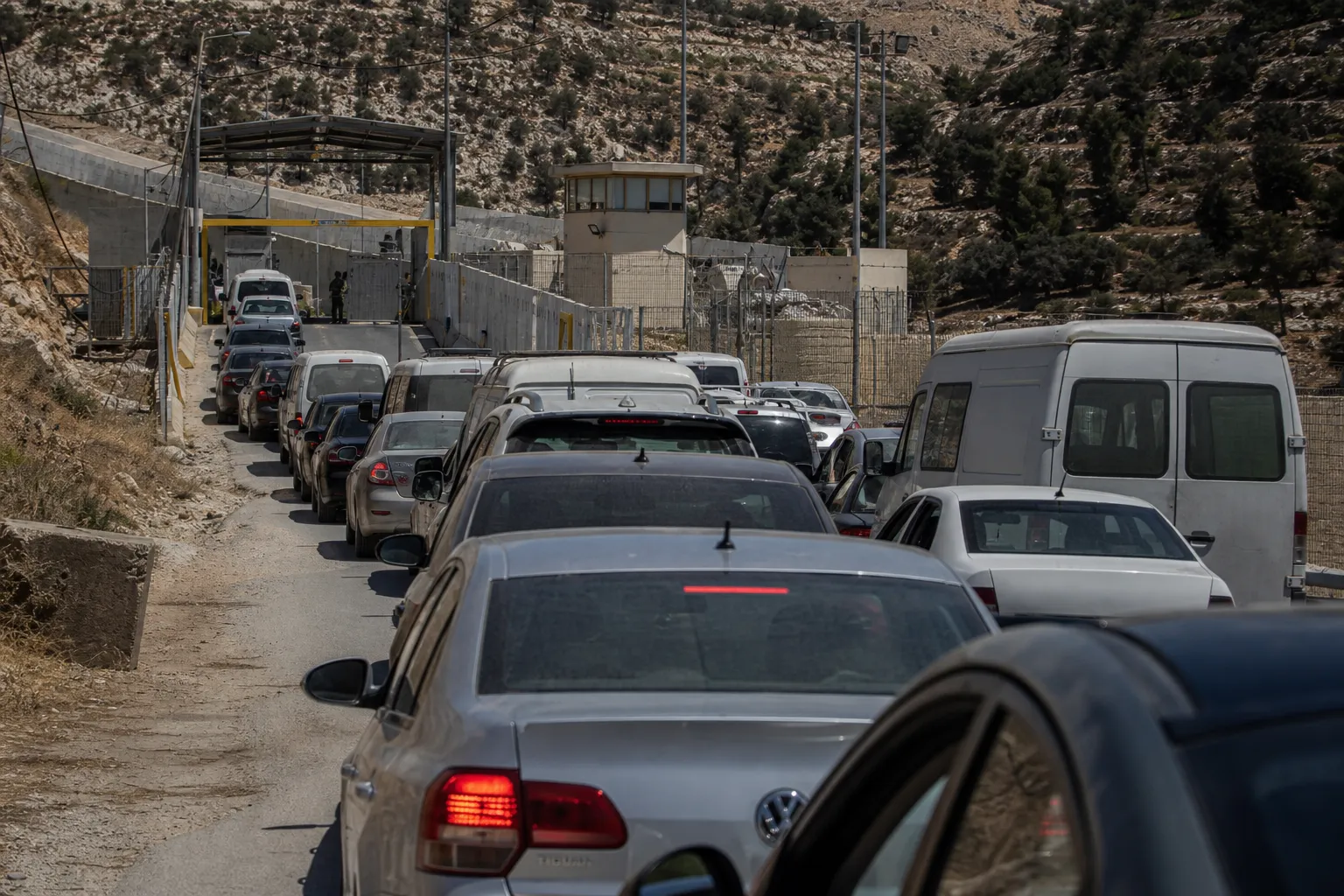 Five Palestinians injured after being beaten by Israeli forces in the West Bank