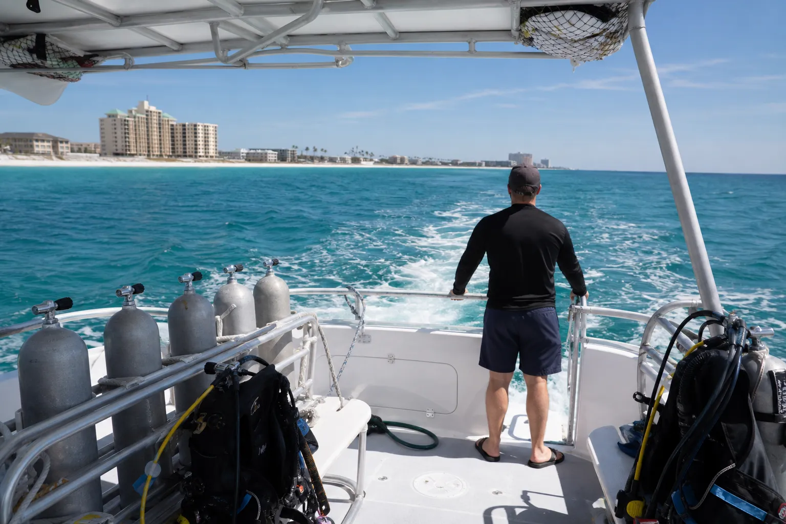 In Florida, boat captain saves diver after shark attack